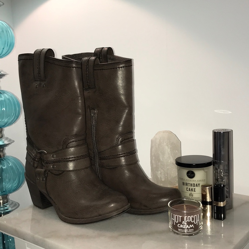 Sonoma Boots